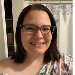 Meet your Posher, Elizabeth